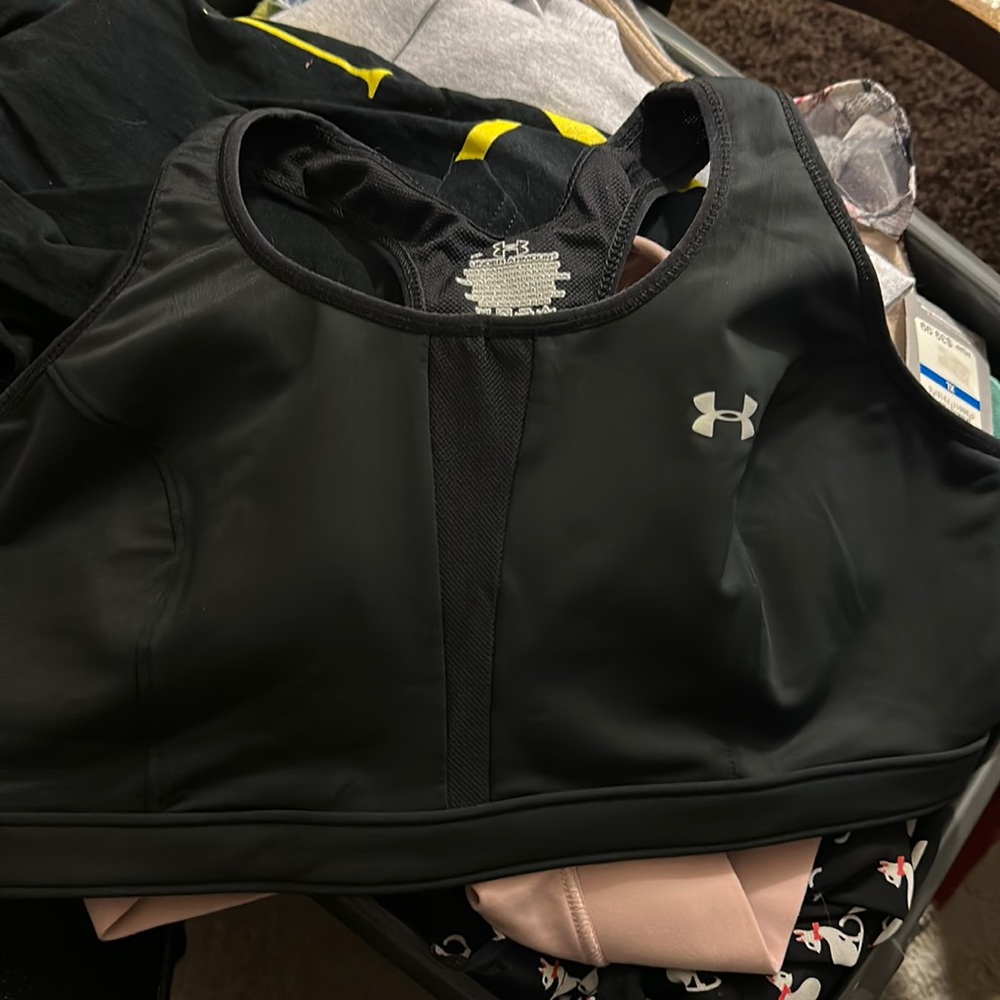 Under Armour heat gear XL sports bra NWT